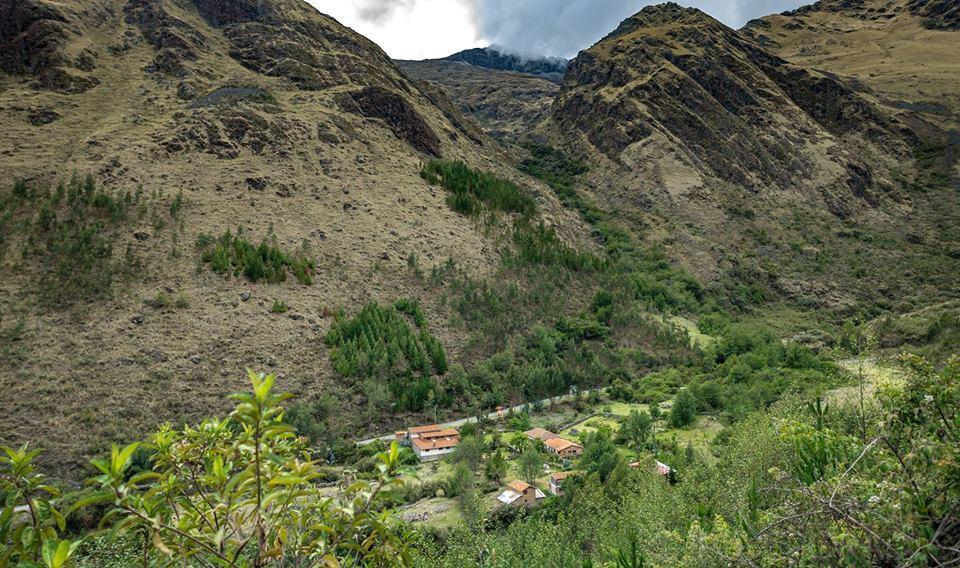 Hospedaje Illariy Yanama Extérieur photo